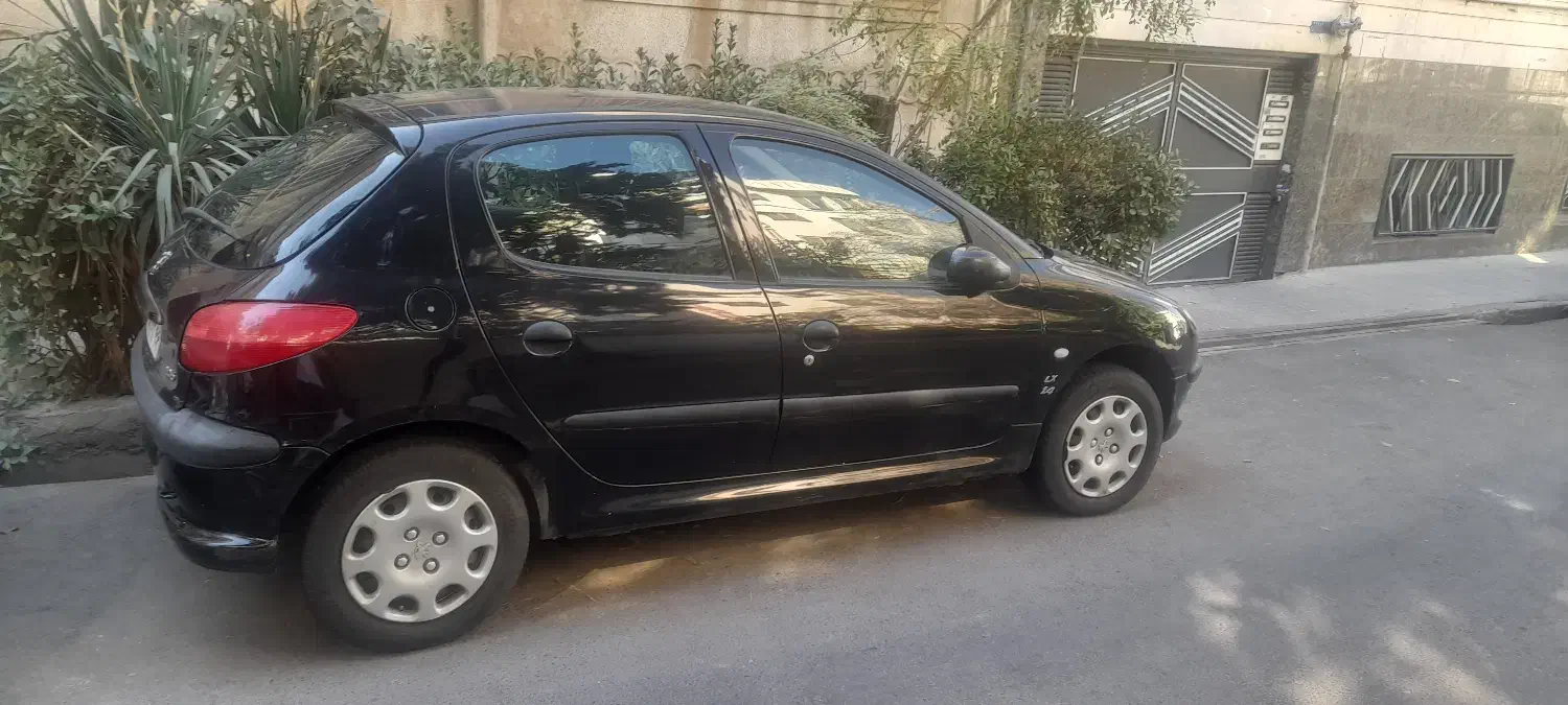 پژو ۲۰۶ مشکی ۱۳۸۸|خودرو سواری و وانت|تهران, مجیدآباد|دیوار