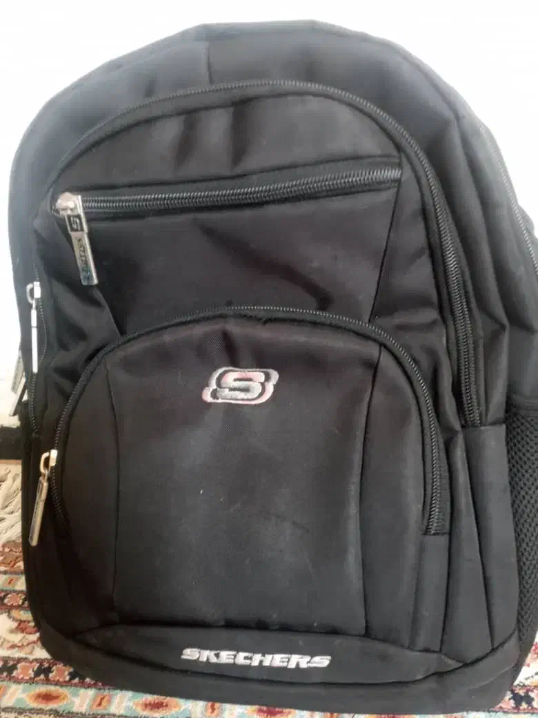 کیف مدرسه ای|کیف، کفش، کمربند|یاسوج, |دیوار