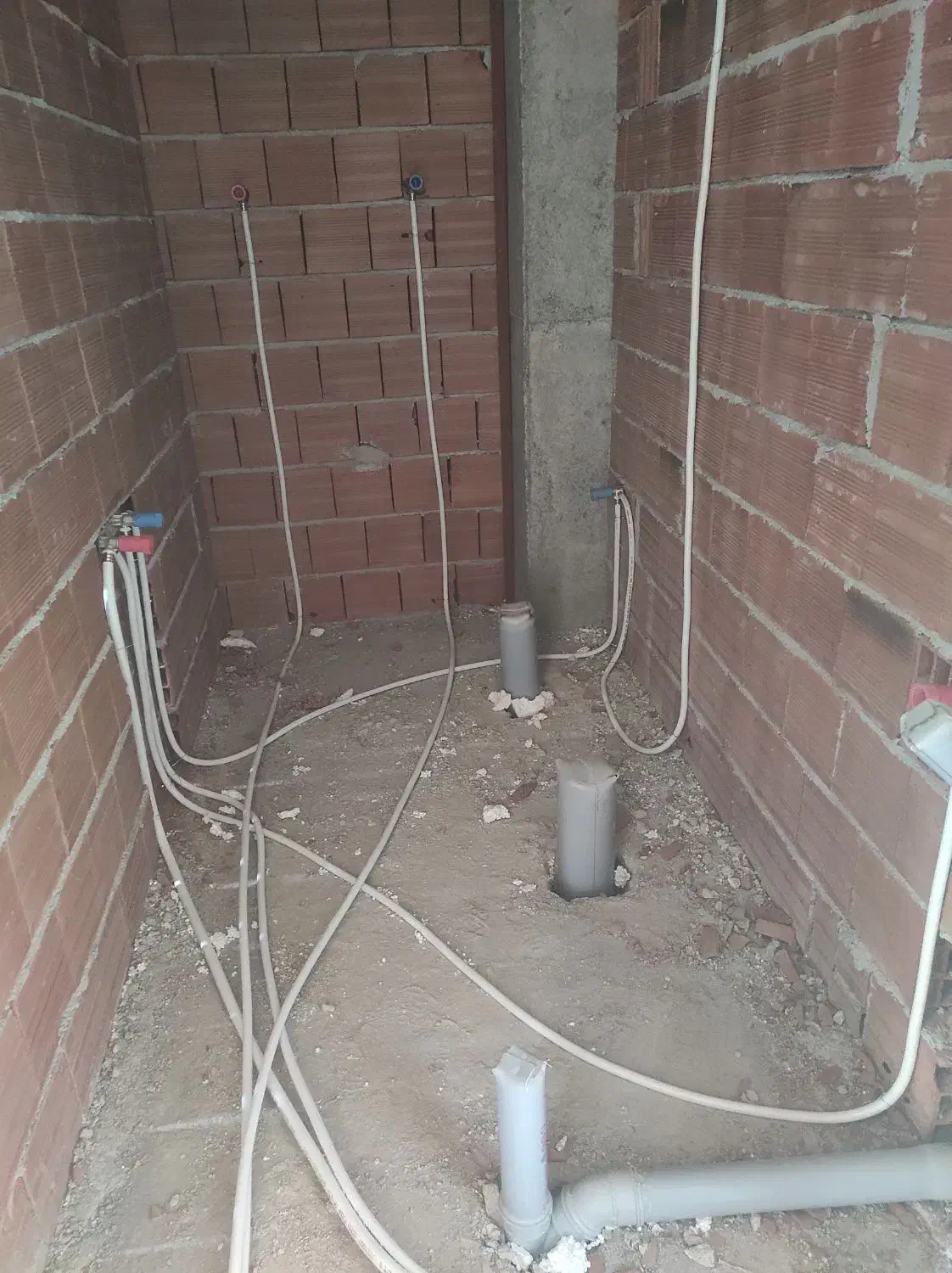 لوله کشی آب و فاضلاب|خدمات پیشه و مهارت|رشت, شهرک قدس|دیوار