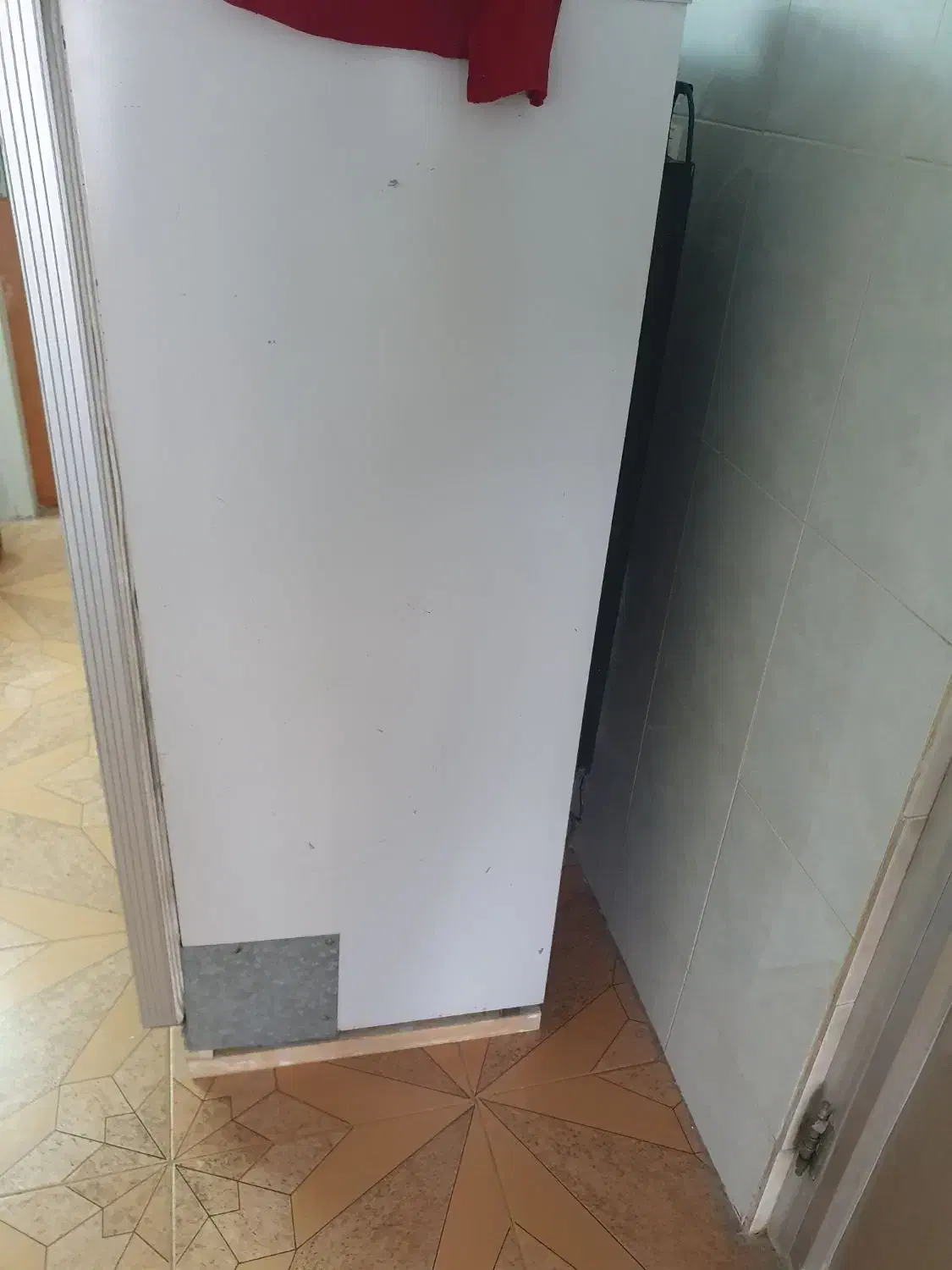 فروش یخچال آزمایش قدیمی به شرط|یخچال و فریزر|جهرم, |دیوار