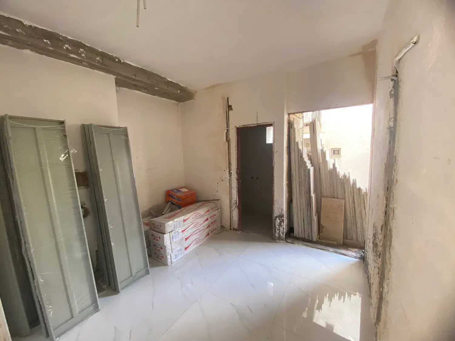 فروش تک واحد مسکونی 105 متری بلوار معلم ملکوتیان|فروش آپارتمان|رشت, معلم|دیوار