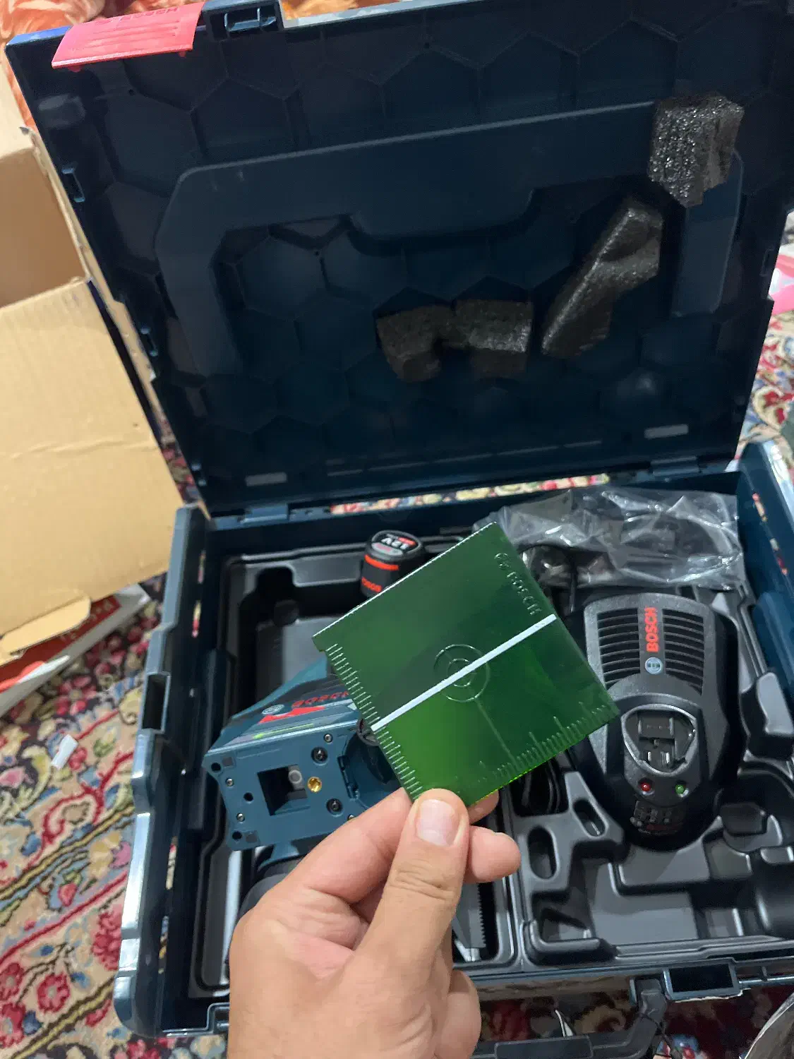 تراز لیزری حرفه ای بوش کاملا نو و استفاده نشده است|ابزارآلات|کرمان, |دیوار