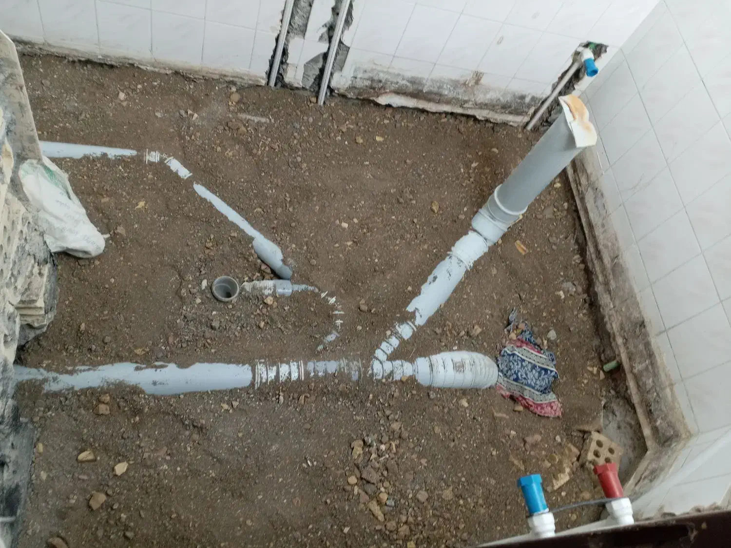 تشخیص ترکیدگی نم لوله کشی موتورخانه حفر چاه عمیق|خدمات پیشه و مهارت|مشهد, شهید فرامرز عباسی|دیوار