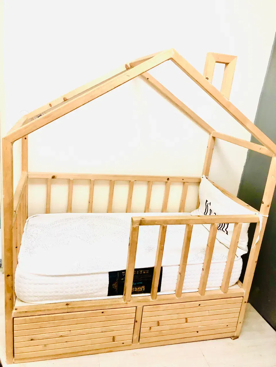 تخت پینترستی کلبه|تخت و صندلی بچه|تبریز, |دیوار