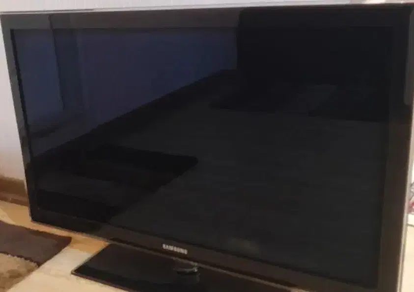 ال ای دی ۴۰ اینچ سامسونگ|تلویزیون و پروژکتور|اراک, |دیوار