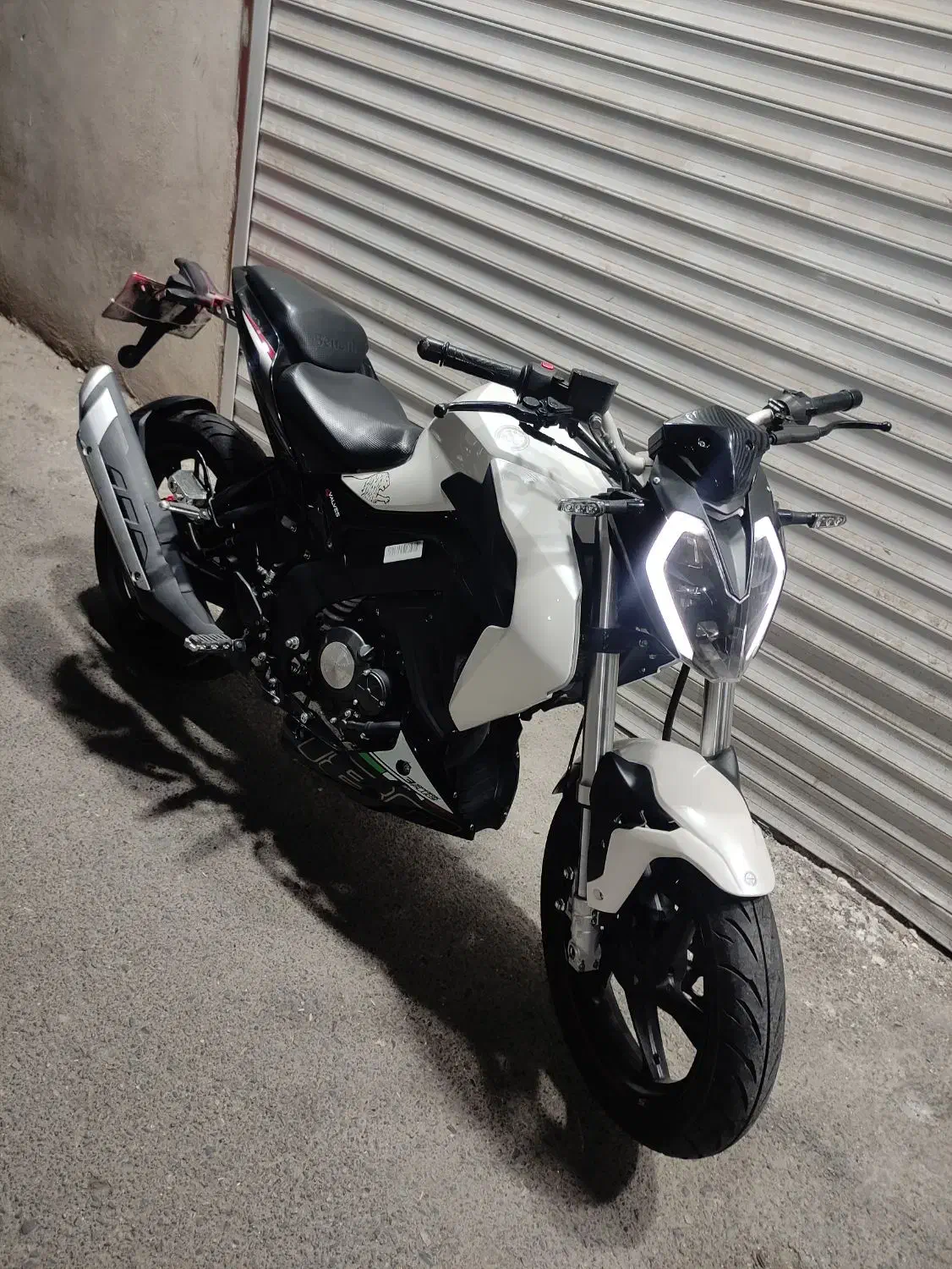 بنلی 180 مدل 1402|موتورسیکلت|چهاردانگه (تهران), |دیوار