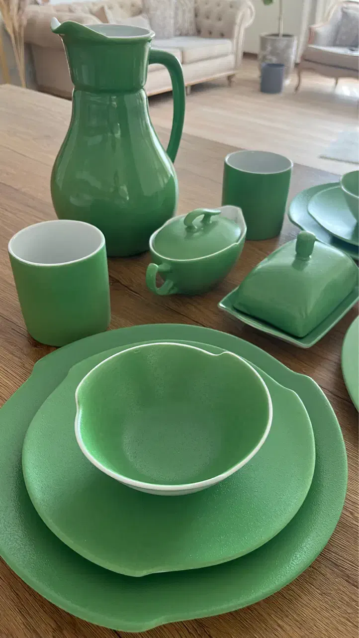 سرویس غذاخوری سبز ۴ نفره|ظروف سرو و پذیرایی|تهران, فرحزاد|دیوار