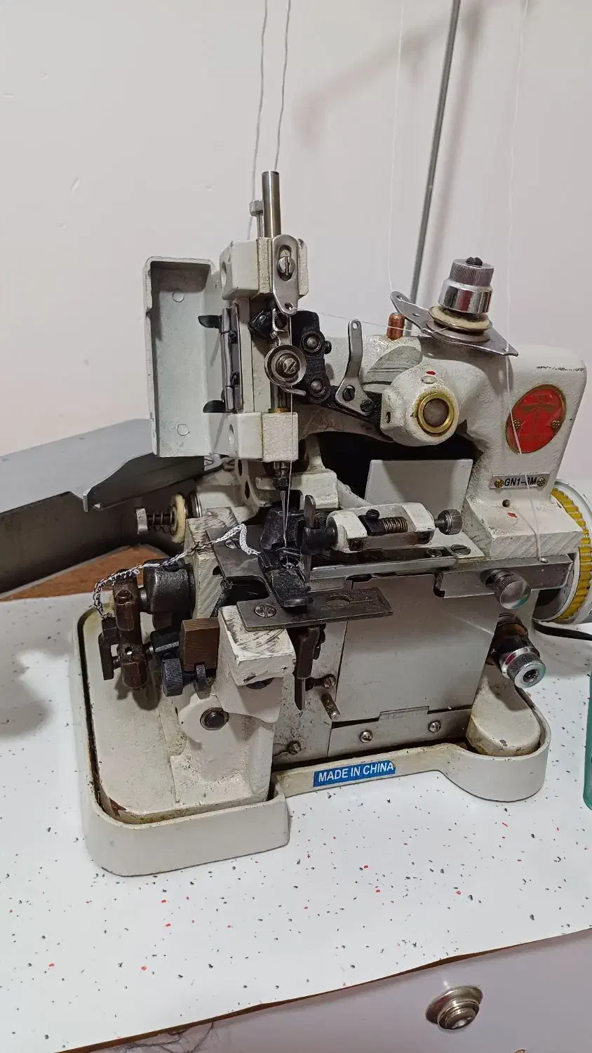 سردوز ۳ نخ سفید|چرخ خیاطی و ریسندگی|محمدشهر, جعفرآباد|دیوار