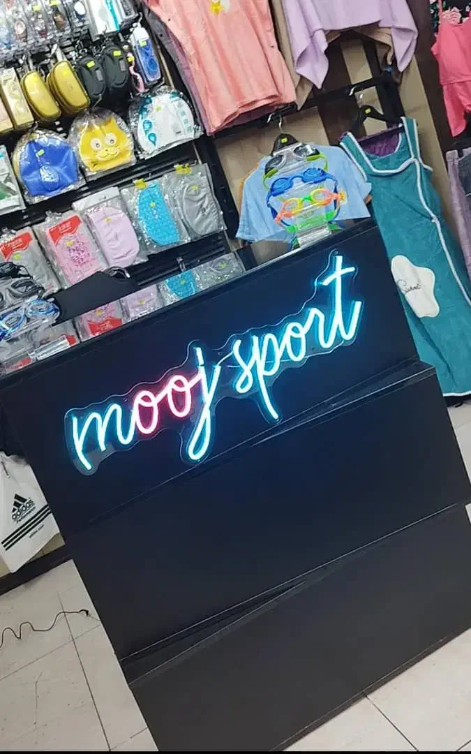 فروشنده خانم مجرد نیازمندیم|استخدام خدمات فروشگاه و رستوران|تهران, منیریه|دیوار