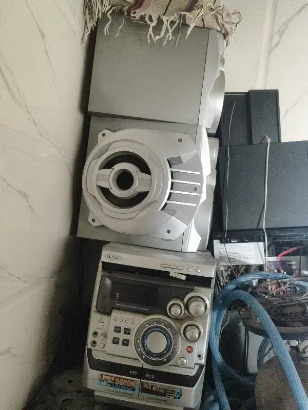 سلام ظبط و رادیو اسپکیر سامسونگ|سیستم صوتی خانگی|کازرون, |دیوار