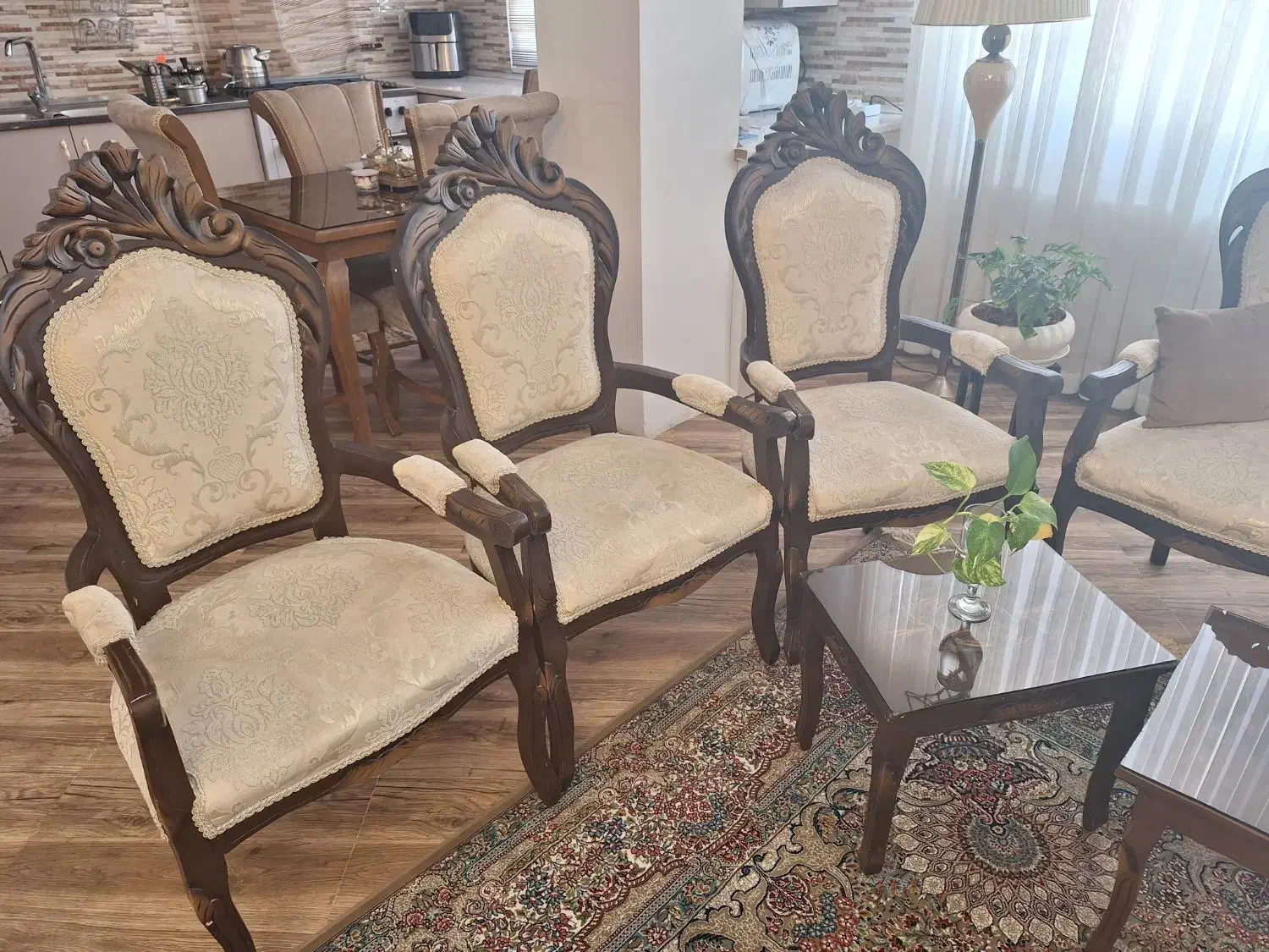 مبل سلطنتی|مبلمان خانگی و میز عسلی|نیشابور, شهرک فرهنگیان|دیوار