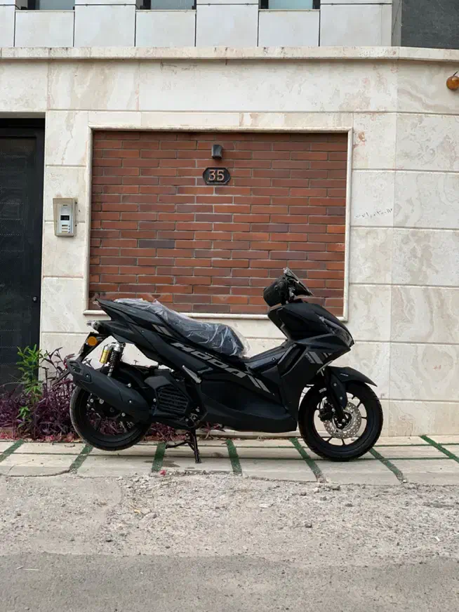 ایروکس کلیک ای دی وی ۱۴۰۴ صفر|موتورسیکلت|رشت, پستک|دیوار