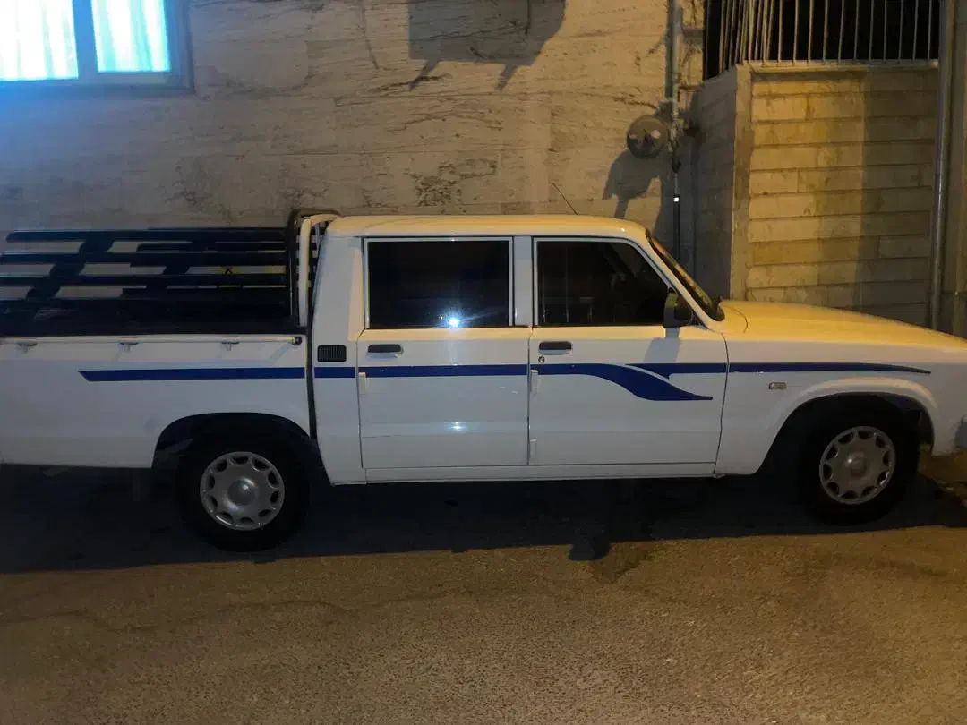 وانت مزدا دوکابین|خودرو سواری و وانت|شیراز, سینما سعدی|دیوار