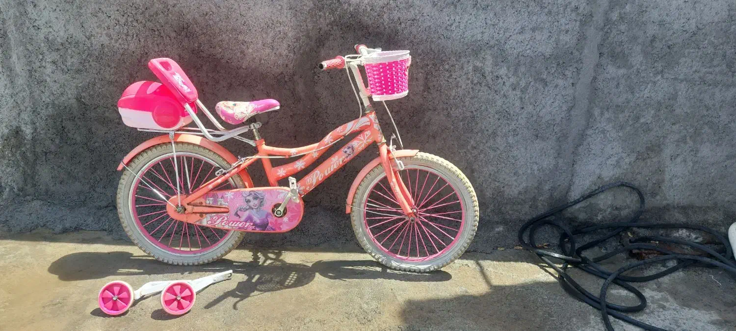 دوچرخه دخترانه|دوچرخه، اسکیت، اسکوتر|میانه, |دیوار