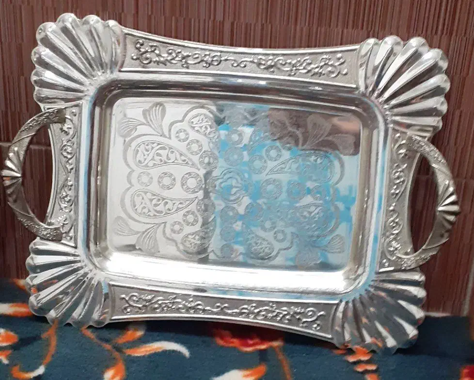 سینی|ظروف سرو و پذیرایی|قم, قلعه کامکار|دیوار