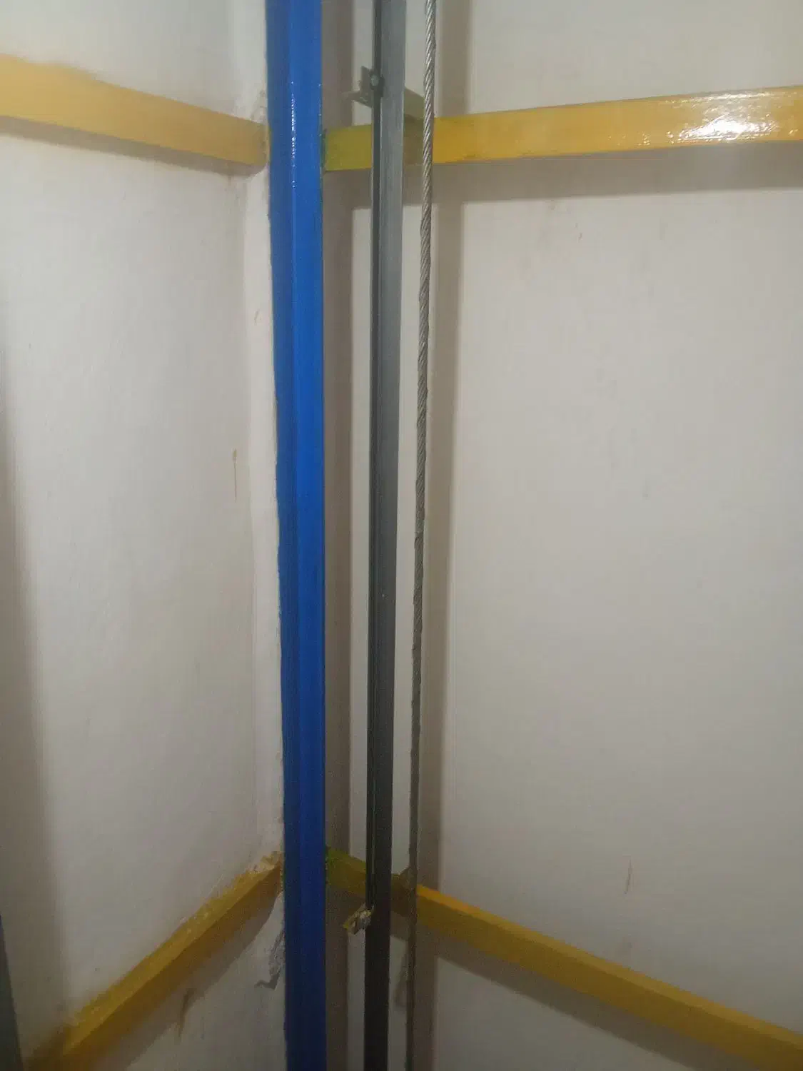 سیمان کاری..بتن ریزی..|خدمات پیشه و مهارت|تاکستان, |دیوار