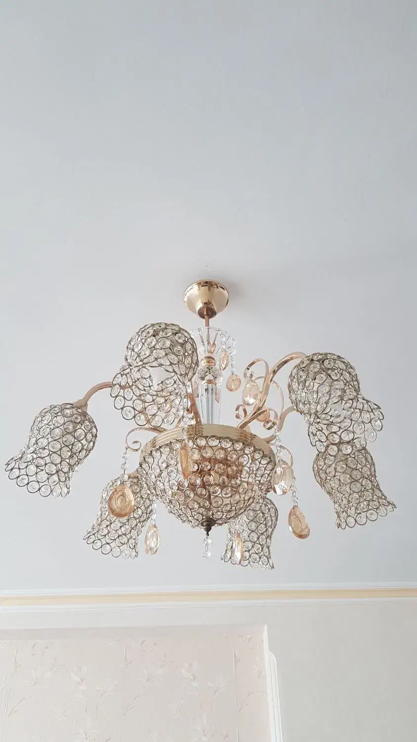 لوستر|لوستر و چراغ آویز|پرند, فاز ۲|دیوار