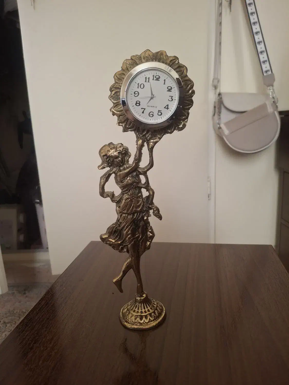 ساعت تزینی برنجی|کلکسیون اشیاء عتیقه|تهران, سنگلج (شاپور)|دیوار