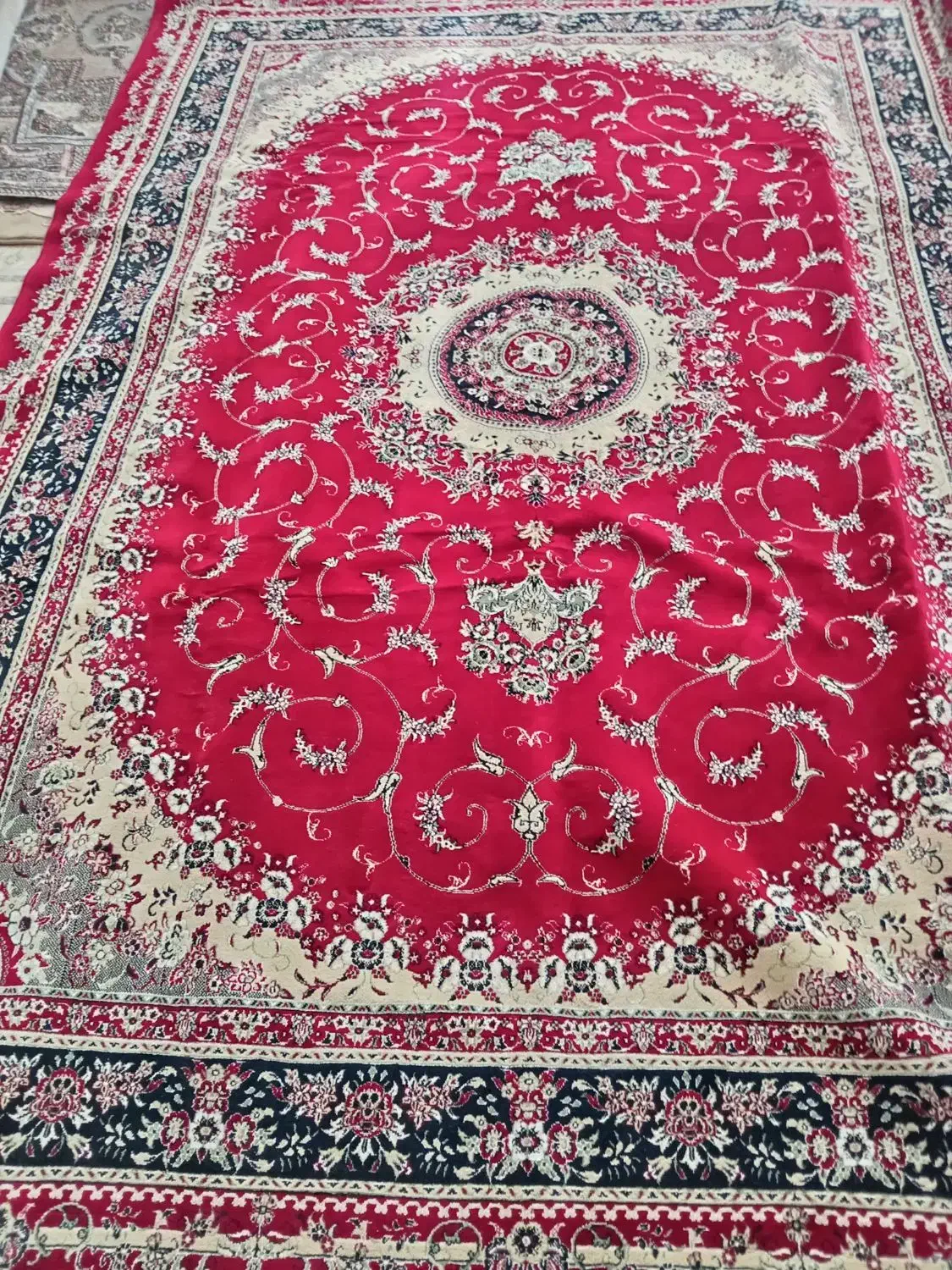 قالی درحدنو بدون زدگی وخوردگی|فرش|نجف‌آباد, گلدشت|دیوار