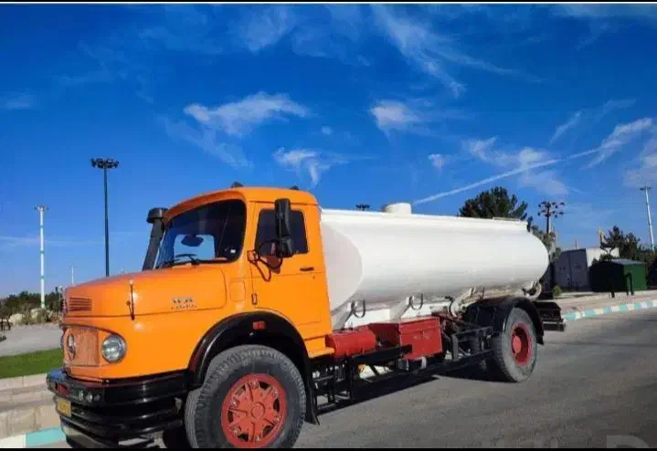 آبرسانی حمل آب پخش آب|خدمات باغبانی و درختکاری|تاکستان, |دیوار