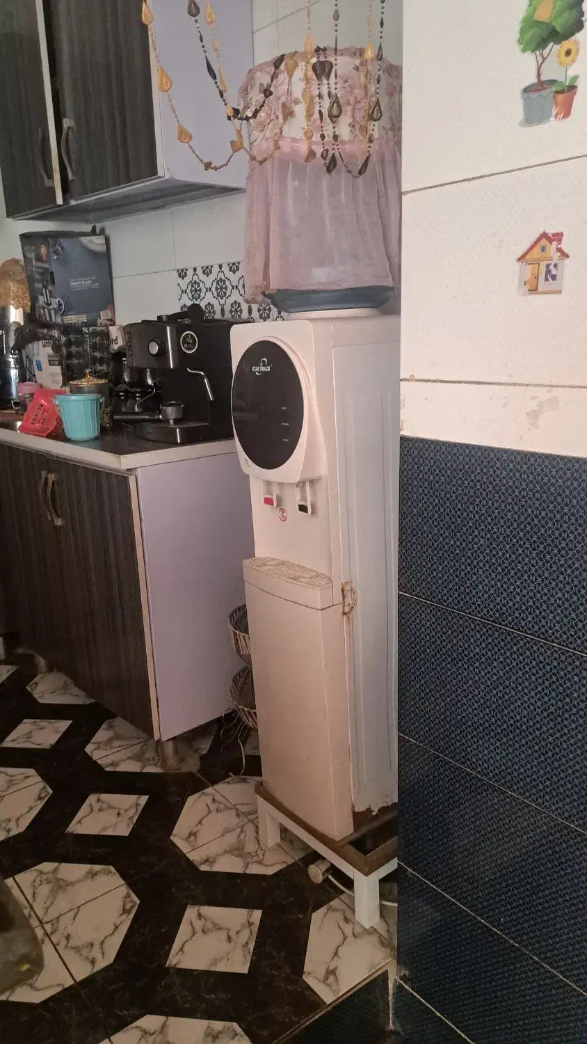 آبسردکن استاده|آبسردکن و تصفیه آب|میناب, |دیوار