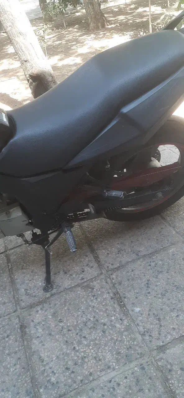 پیشرو ۲۰۰|موتورسیکلت|شیراز, بالا کفت|دیوار