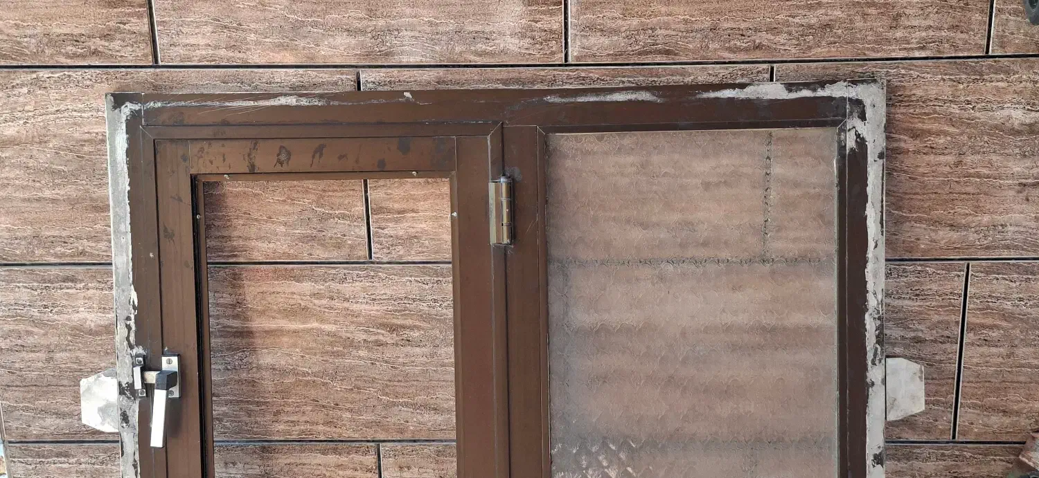 پنجره|مصالح و تجهیزات ساختمان|کلاله, |دیوار