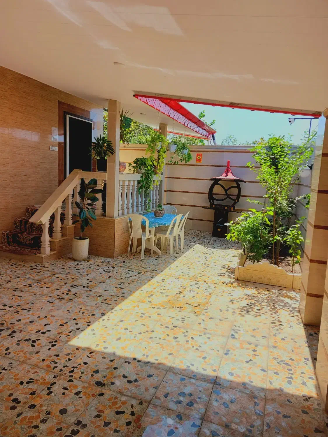 راهنمایی به مهمانان گرامی ...|اجارهٔ کوتاه‌مدت ویلا و باغ|بندر انزلی, موج شکن|دیوار