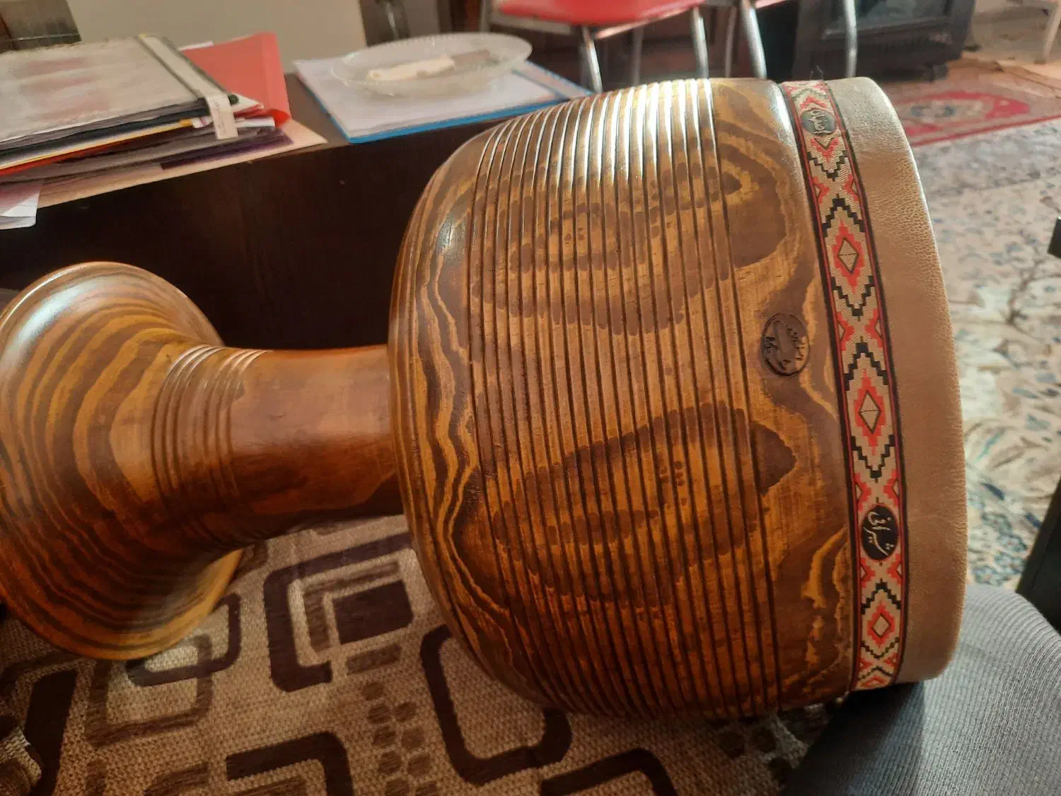 تنبک شیروانی|سازهای سنتی|ملایر, |دیوار