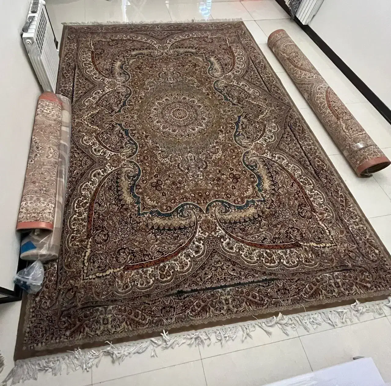 فرش در حد نو|فرش|تهران, توحید|دیوار