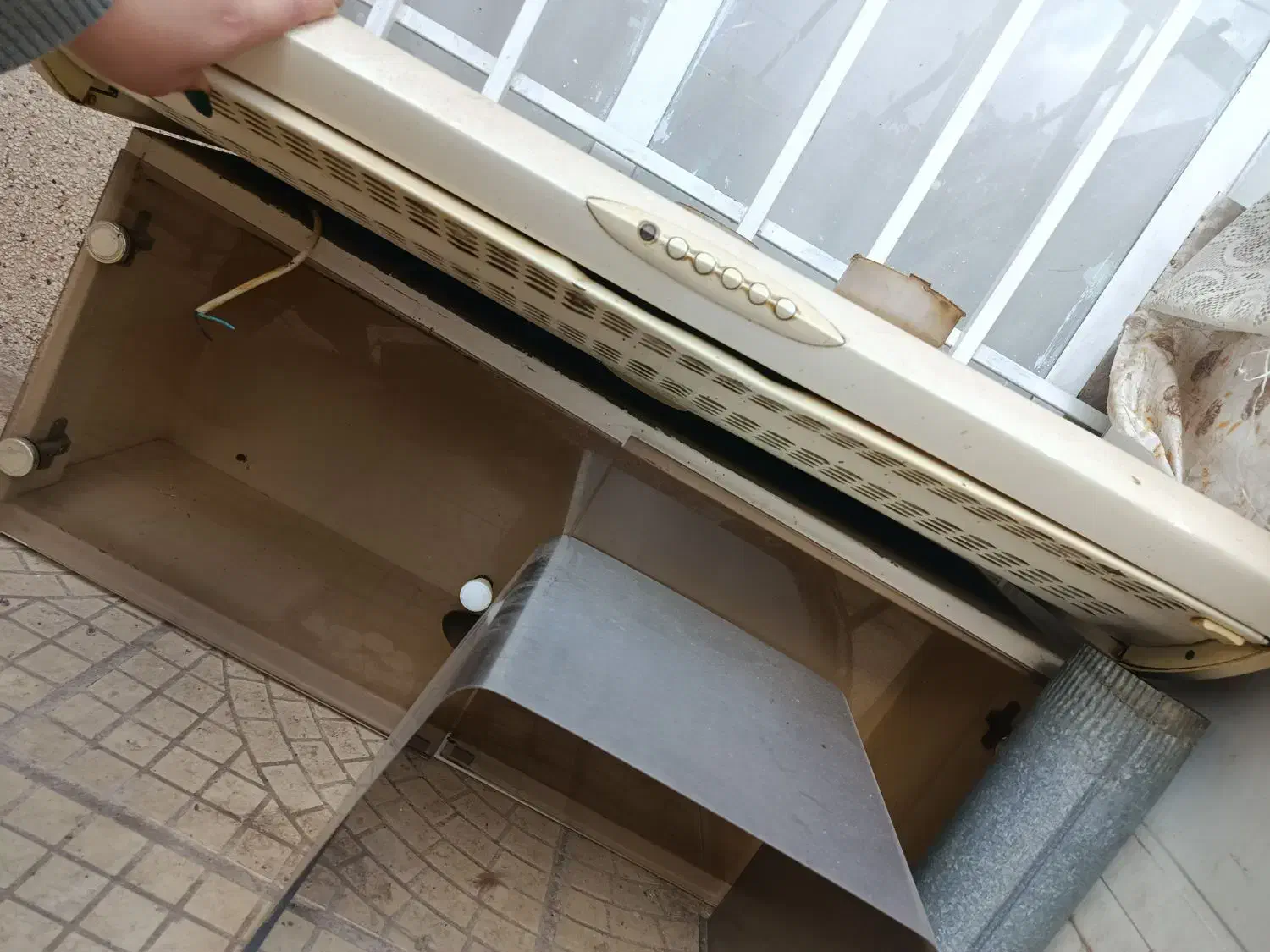 هود|هود|سبزوار, طبرسی (جعفرآباد)|دیوار