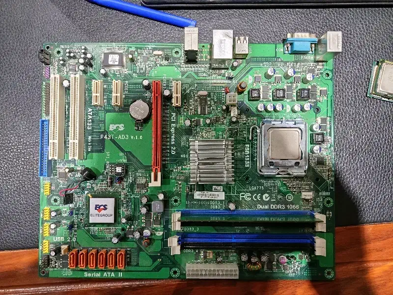 مادر بردddr3 به همراه چند رم و سی پی یو|قطعات و لوازم جانبی رایانه|قدس, شهرک فرزان|دیوار