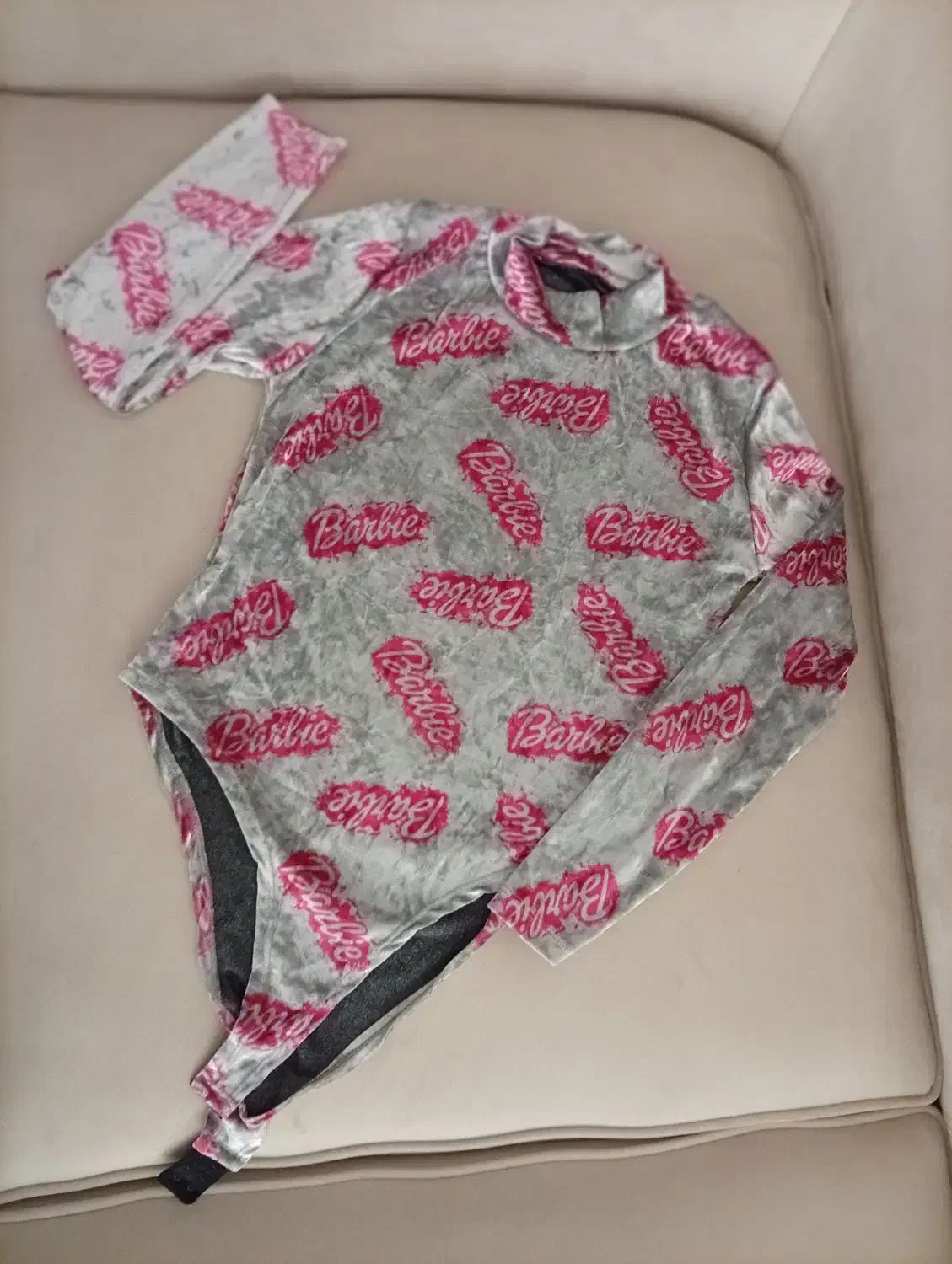 لباس|لباس|نظرآباد, رسالت|دیوار