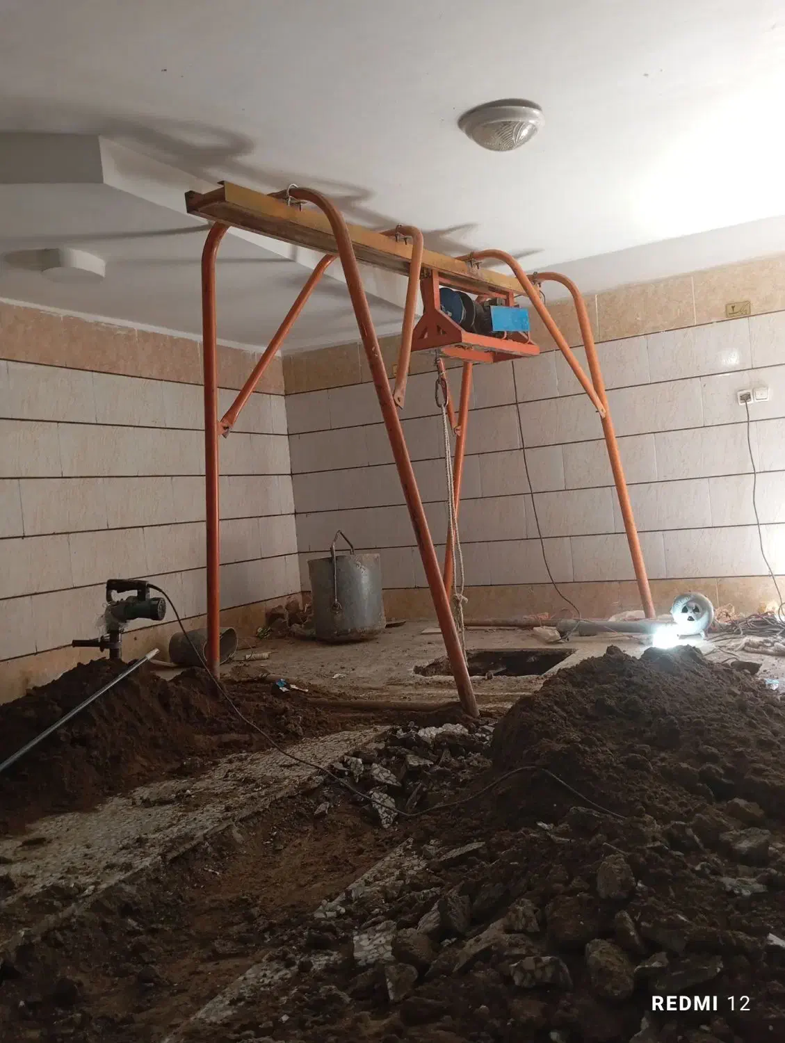 چاه کنی - مقنی|خدمات پیشه و مهارت|کرج, کوی کارمندان شمالی|دیوار