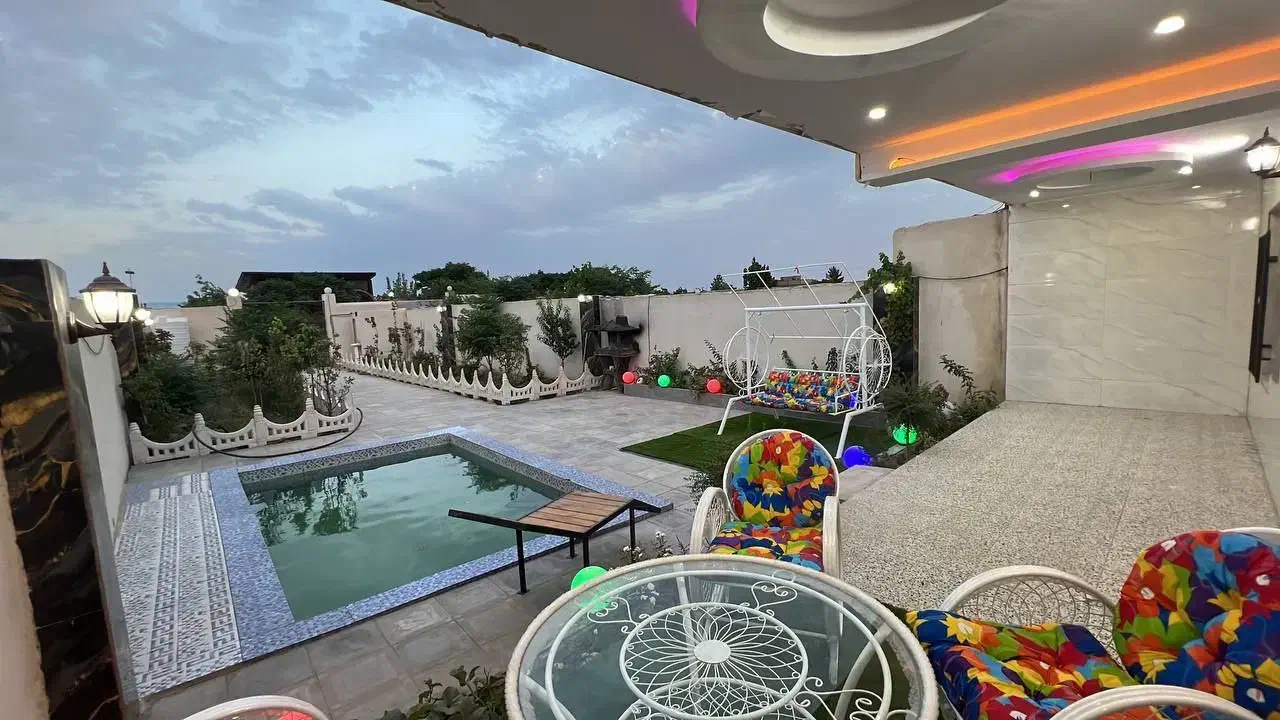 ویلا لوکس ۳۰۰متر/استخردار /مبله قشلاق جیتو|فروش خانه و ویلا|قرچک, قشلاق جیتو|دیوار