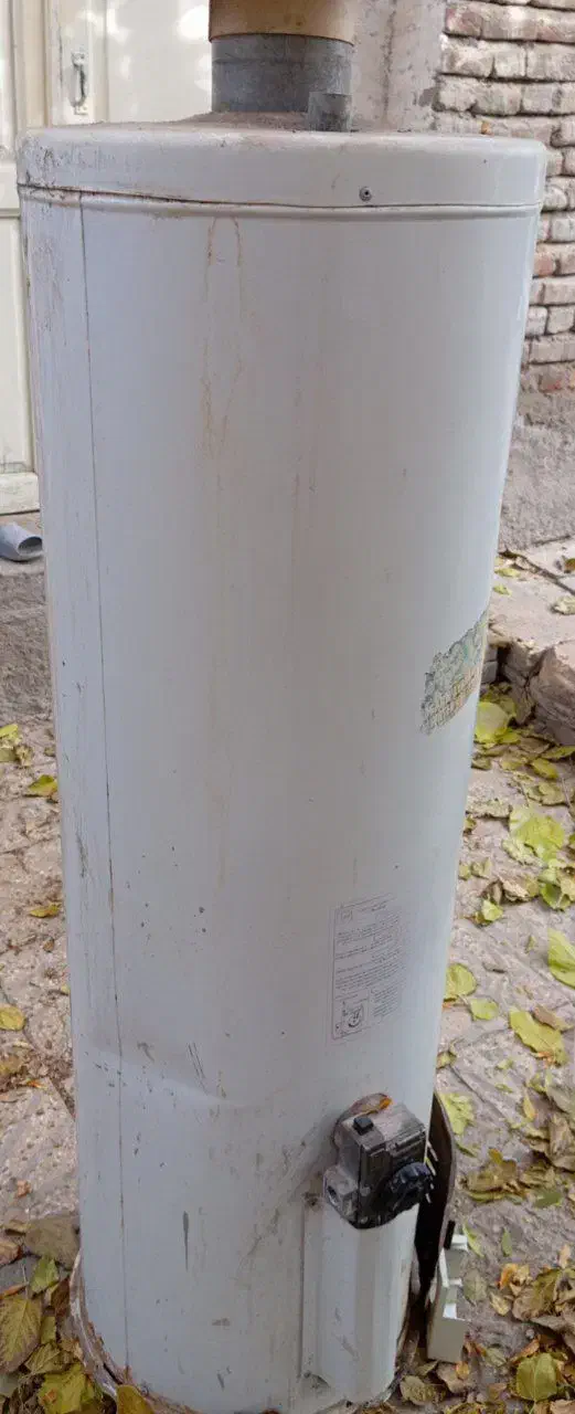 آبگرمکن کار کرده|آبگرمکن، پکیج، شوفاژ|مراغه, |دیوار