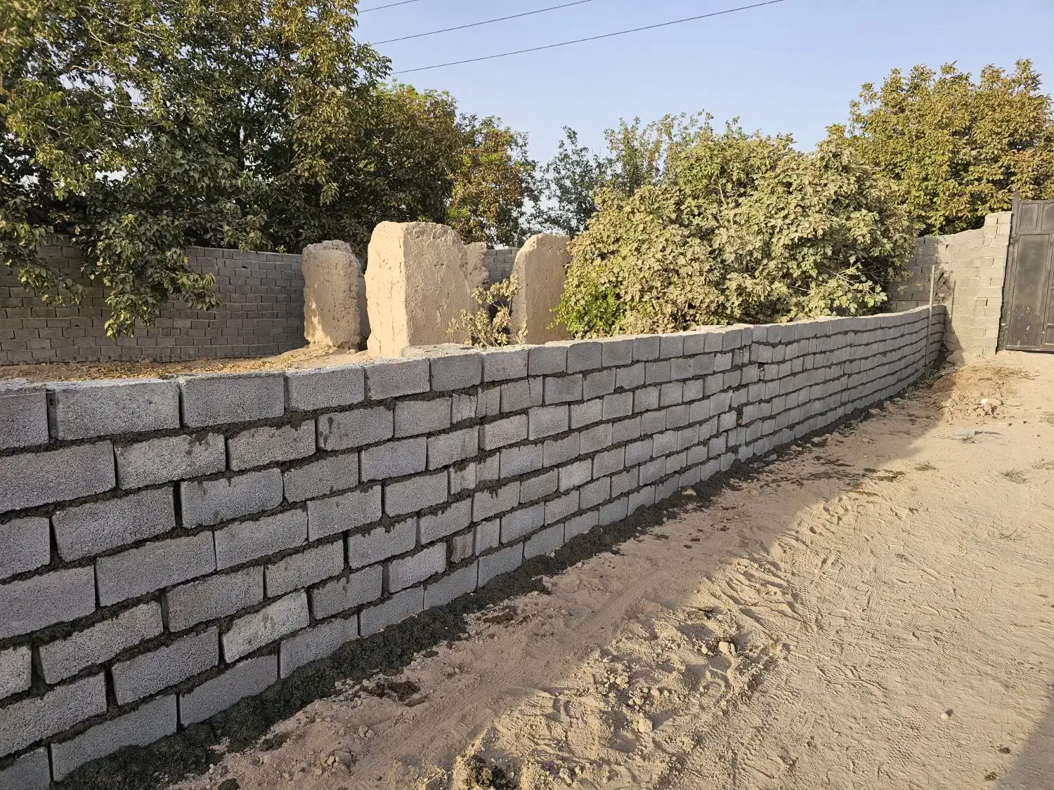 باغچه زمین باغ سنددار *برق /آب|فروش زمین و ملک کلنگی|رباطکریم, پیغمبر|دیوار