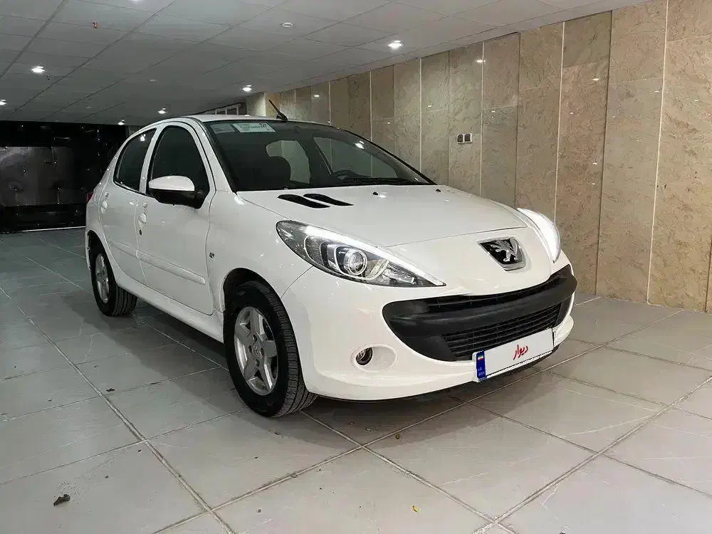 ۲۰۷|خودرو سواری و وانت|مرودشت, ابوذر شمالی|دیوار