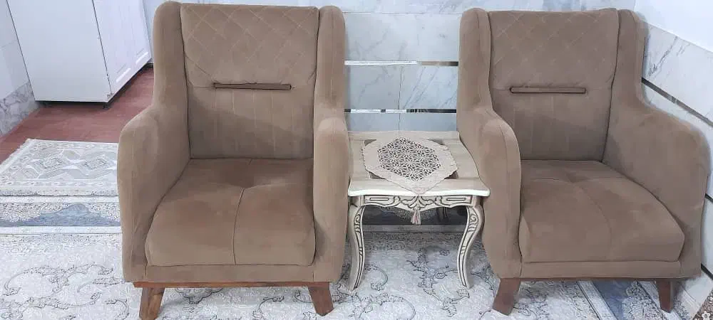 مبل ۷نفره راحتی|مبلمان خانگی و میز عسلی|گلپایگان, |دیوار