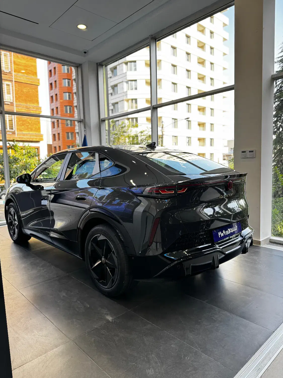 خودرو iD Unyx رنگ زغالی تجارت خودرو خسروانی|خودرو سواری و وانت|تهران, آجودانیه|دیوار