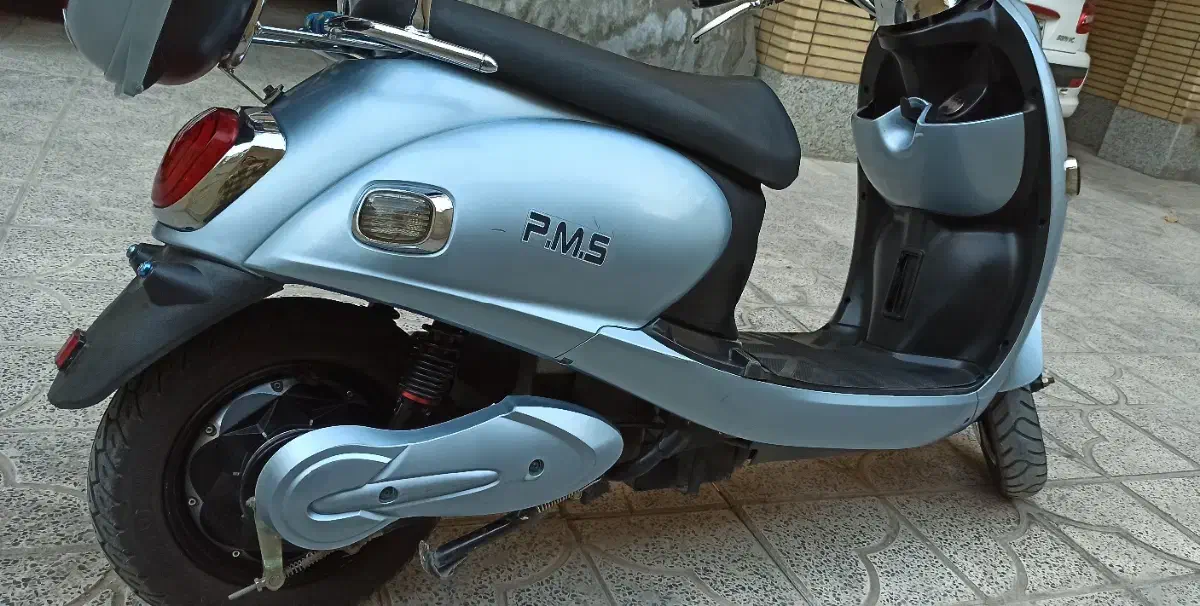 موتور سیکلت برقی موتور برقی با بیمه و باتری نو|موتورسیکلت|اصفهان, احمدآباد|دیوار