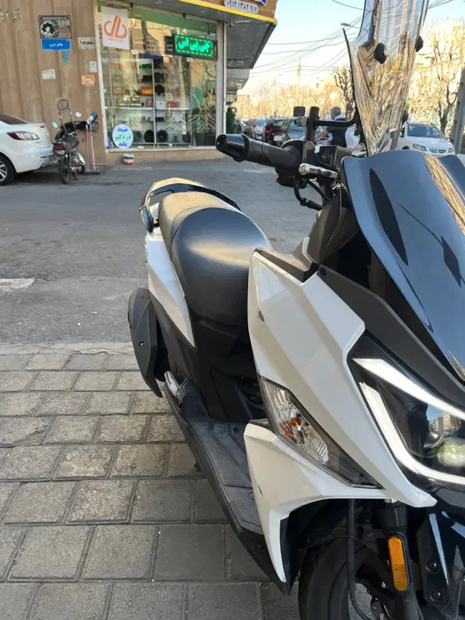 Sym j200 1404|موتورسیکلت|تهران, نیروی هوایی (پیروزی)|دیوار