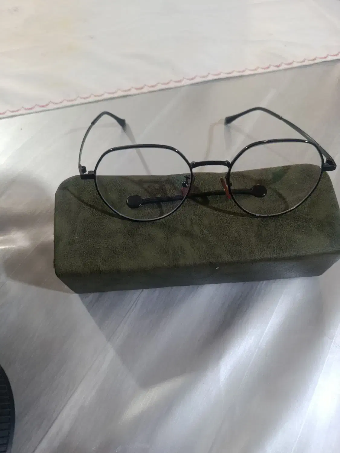 عینک|زیورآلات و اکسسوری|نهاوند, |دیوار