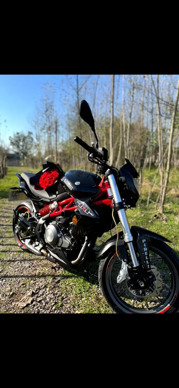 بنلی ۳۰۰درصد صفر|موتورسیکلت|رشت, یخسازی|دیوار