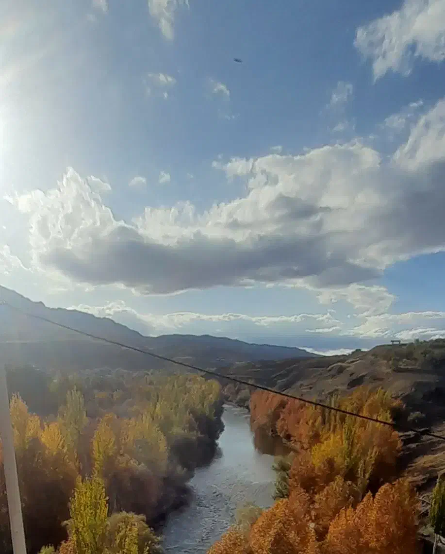 سامان پل زمانخان ،ویلای، با منظره ای باور نکردنی|اجارهٔ کوتاه‌مدت ویلا و باغ|اصفهان, باغ زرشک|دیوار