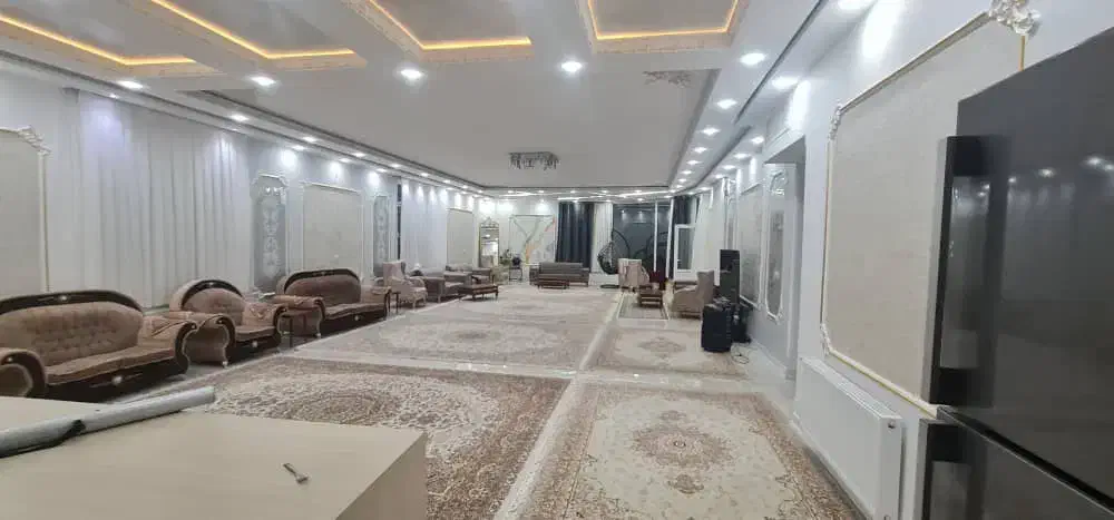 اجاره باغ ویلا با استخر آبگرم صدرا گویم قلات|اجارهٔ کوتاه‌مدت ویلا و باغ|شیراز, گویم|دیوار