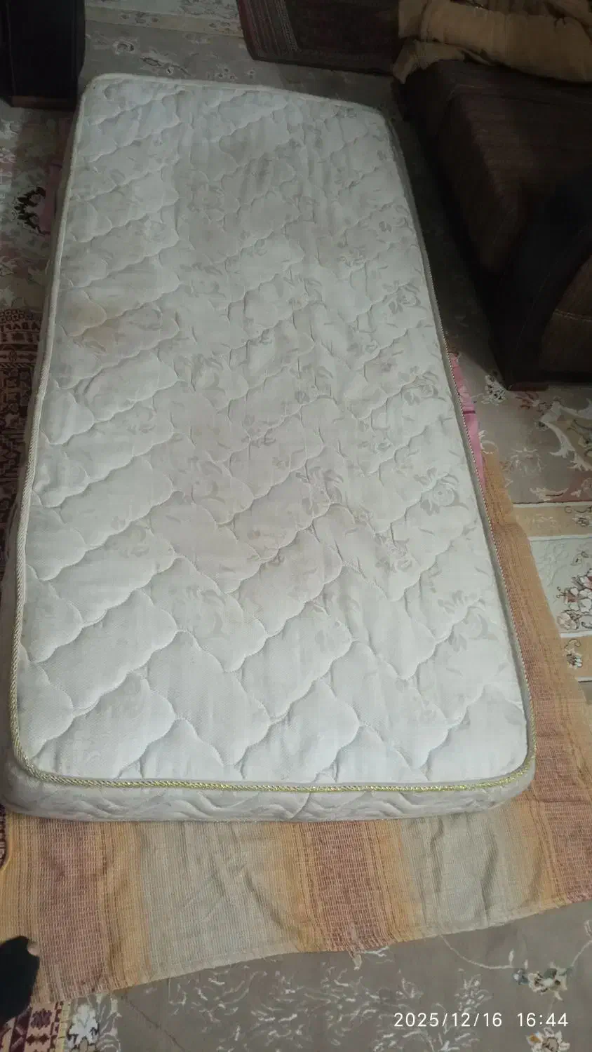 خوشخواب یک نفره طبی سالم و تمیز ودرحد نو|تشک تختخواب|نیشابور, فردوس شمالی|دیوار