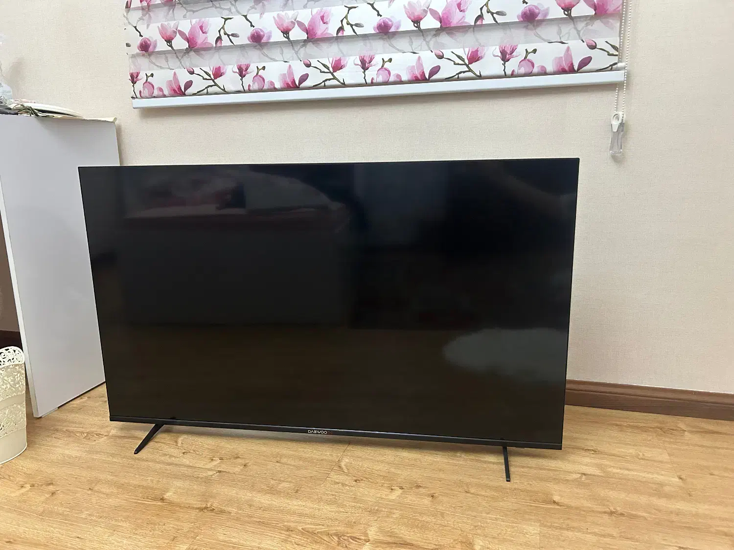 تلویزیون۵۰اینج دوو|تلویزیون و پروژکتور|رشت, رودبارتان|دیوار