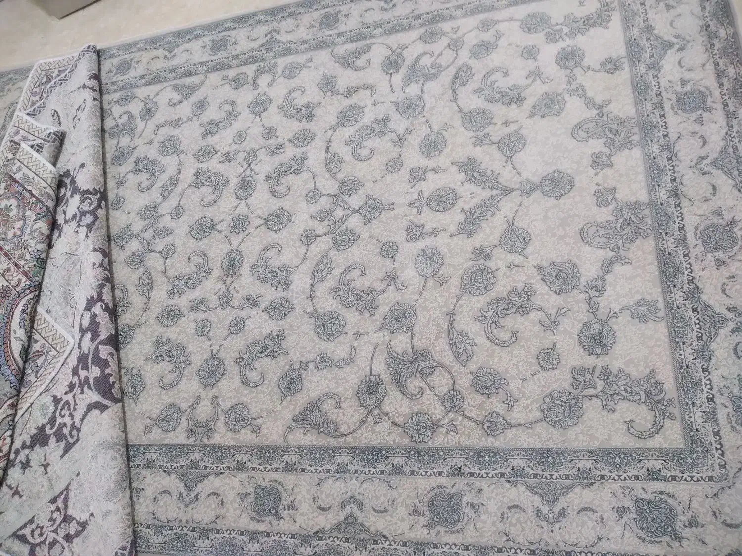 فرش ۴ متری در حدنونو|فرش|پیشوا, |دیوار