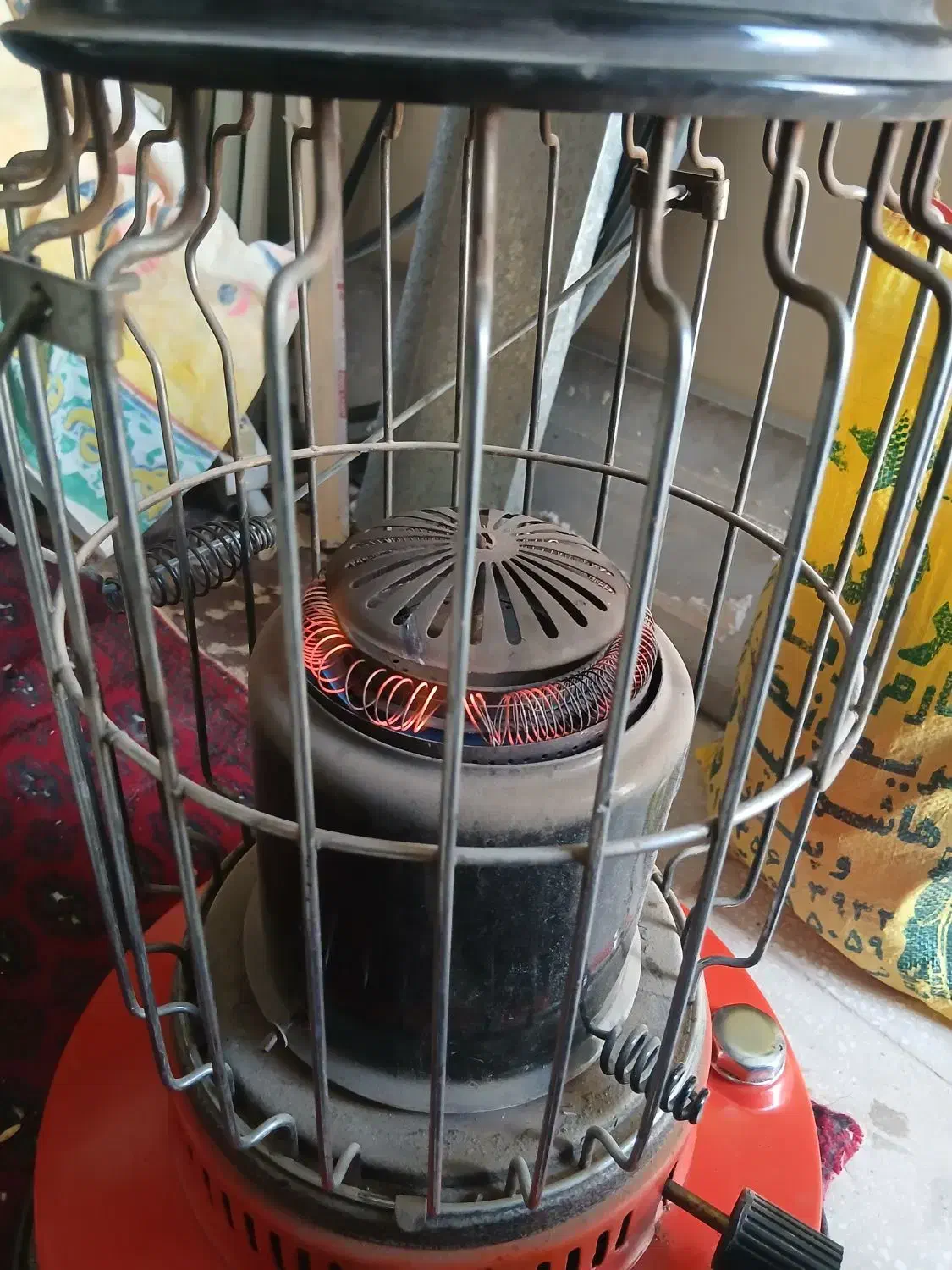 چراغ اترا. تمیز و کم کار|بخاری، هیتر، شومینه|سبزوار, قصبه شرقی|دیوار